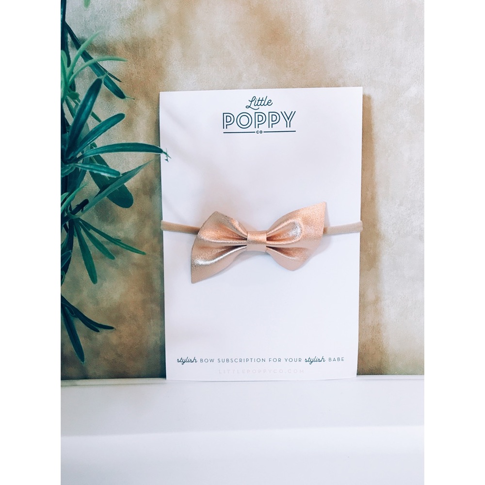 [LITTLE POPPY CO] rose gold bow on nylon headband